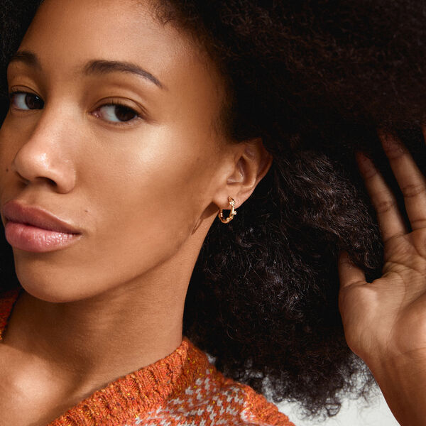 HERMIONE Crystal Hoops, guldpl&auml;terat, Pilgrim