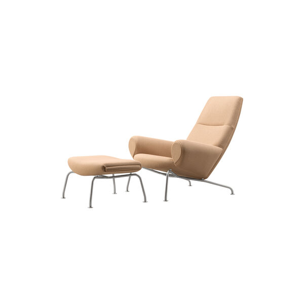 Wegner Queen Chair |  Natural | F&aring;t&ouml;lj + Qttoman, Fredericia Furniture