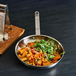 5-ply Frying Pan Ø 28 cm, Gastrotools