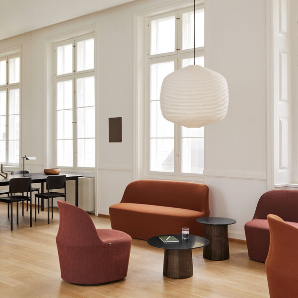 Niveau Soffbord &Oslash; 61 cm, Black Marquina/oiled stained ash, Fredericia Furniture