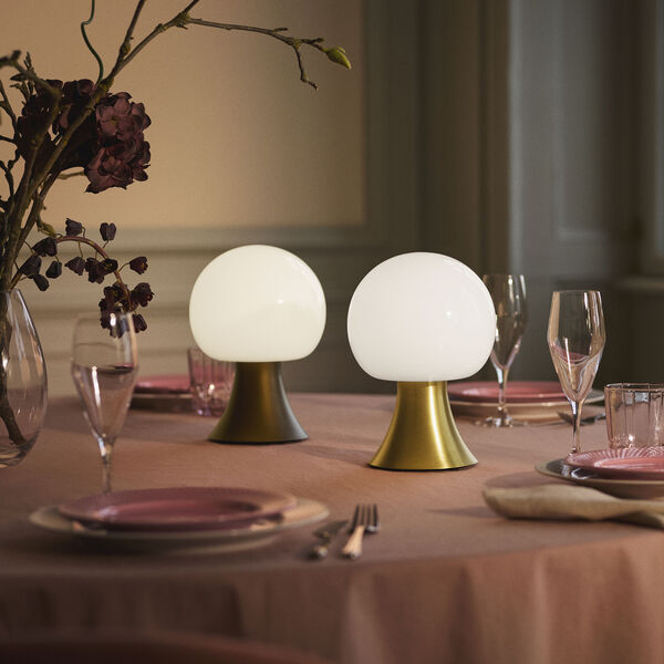 Noor LED lampa, brass colored, Holmegaard