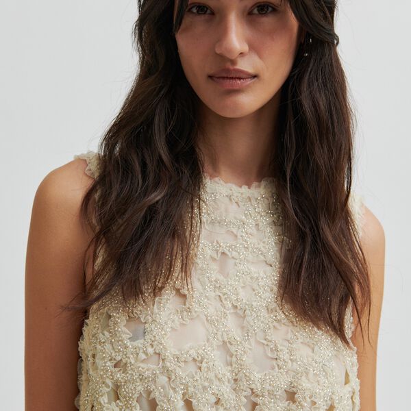 Gleam Top, summer sand, Second Female