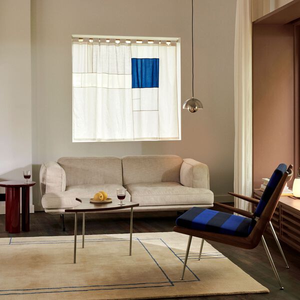 Inland AV22 2-sits soffa, Maple 222, &Tradition