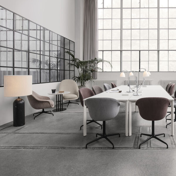 Gravity XL l&aring;g golvlampa, svart&nbsp;marmor/vit, GUBI