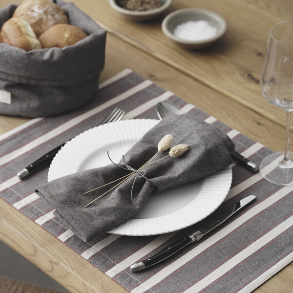 Tygservett, earth Tygservett, earth, By Mogensen