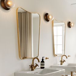 Liila 1 Medium Wall Lamp, black/optic clear, Nuura