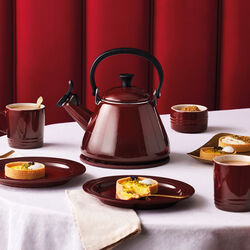 Kone vattenkittel, garnet, Le Creuset