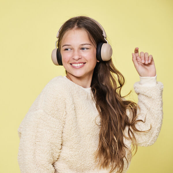 Buzz Safe Audio ANC headphones, ivory sand, Kreafunk