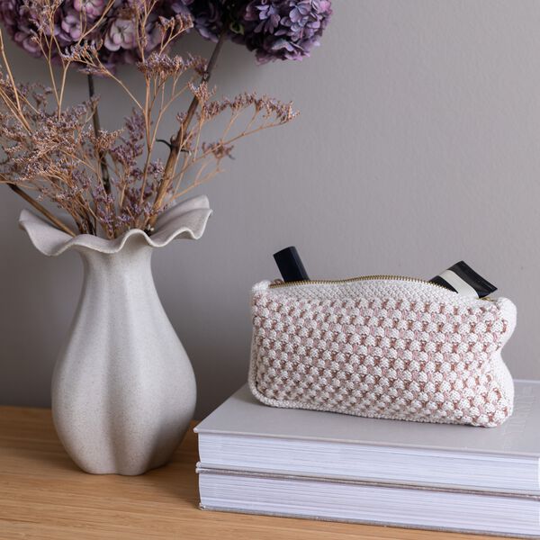 Stickad Clutch Multi, beige-rose-brown, By LOHN