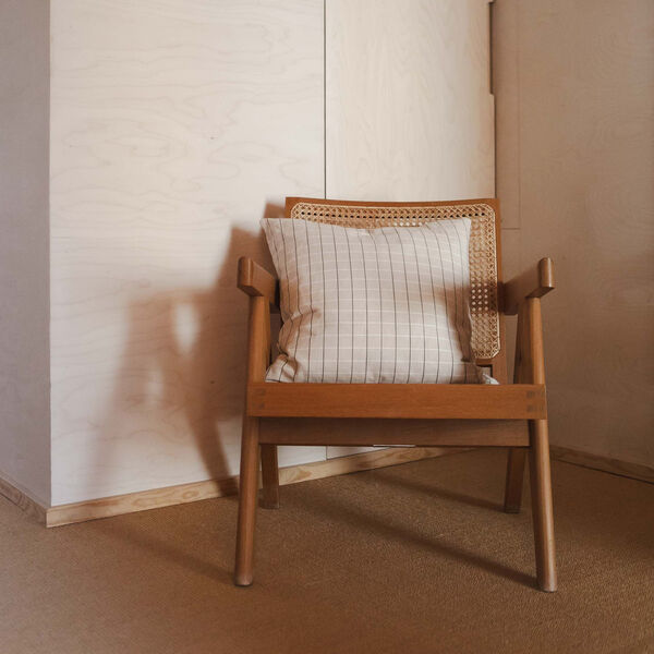 Sienna Kudde, winter white check, Studio Feder