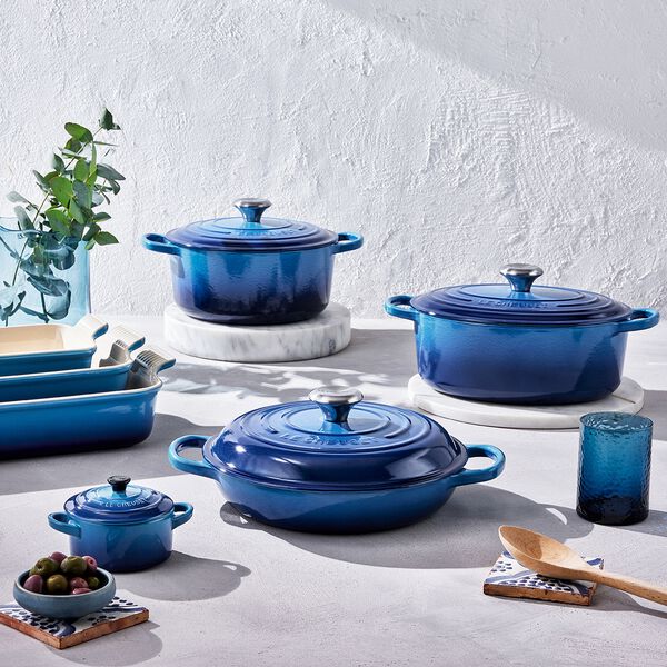 Signature gjutj&auml;rn rund gryta &Oslash; 24 cm, azure blue, Le Creuset