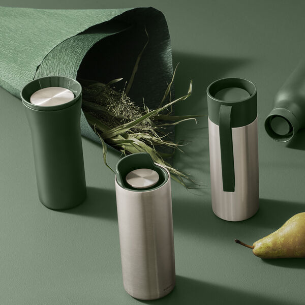 Urban To Go Cup recycled, emerald green Urban To Go Cup recycled, emerald green, Eva Solo