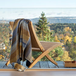 FRI Throw, november view, Røros Tweed