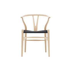 CH24 Y-stolen matbordsstol, s&aring;pbehandlad bok/svart, Carl Hansen & S&oslash;n