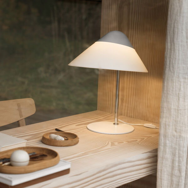 HJW01 Opala Table Lamp Mini, white, Carl Hansen & S&oslash;n