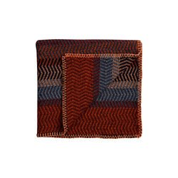 FRI Half Size Throw, late fall FRI Half Size Throw, late fall, Røros Tweed