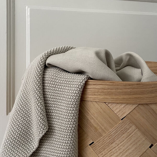 K&ouml;kshandduk, light stone, Humdakin