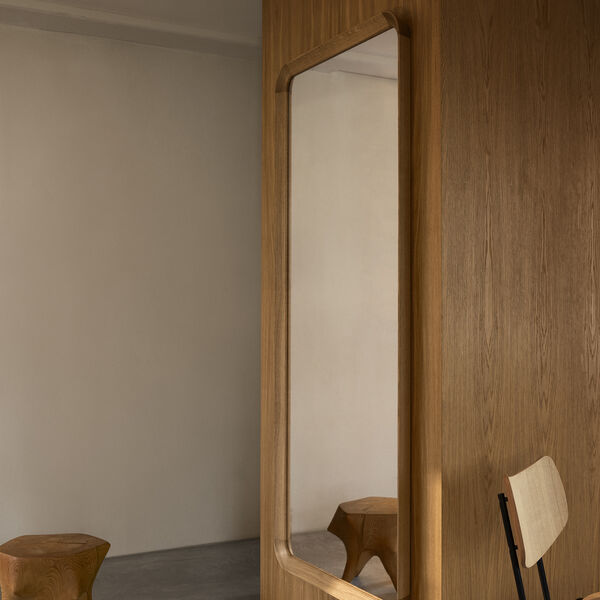 VLA62 Radio House spegel, vit oljad ek, Carl Hansen & Søn