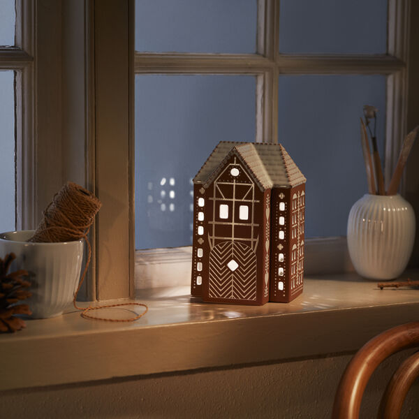 Gingerbread ljuslykta stor, brun, K&auml;hler