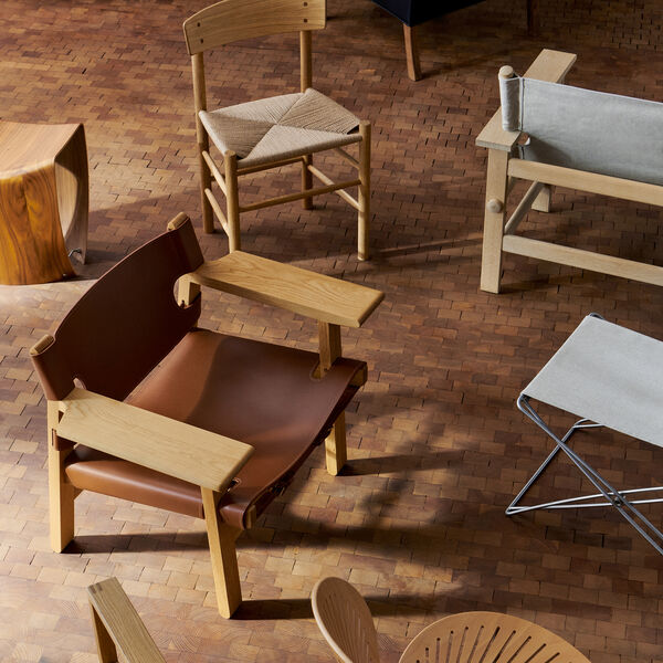 2226 Den Spanske Stolen, cognac/oljad ek, Fredericia Furniture