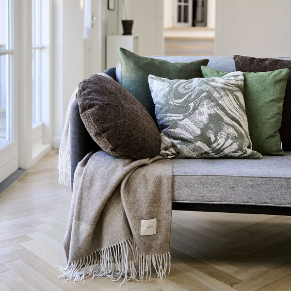 Taffy Kudde, brown, Compliments