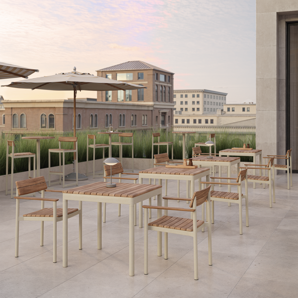 Pelagus Table, light ivory, Fritz Hansen