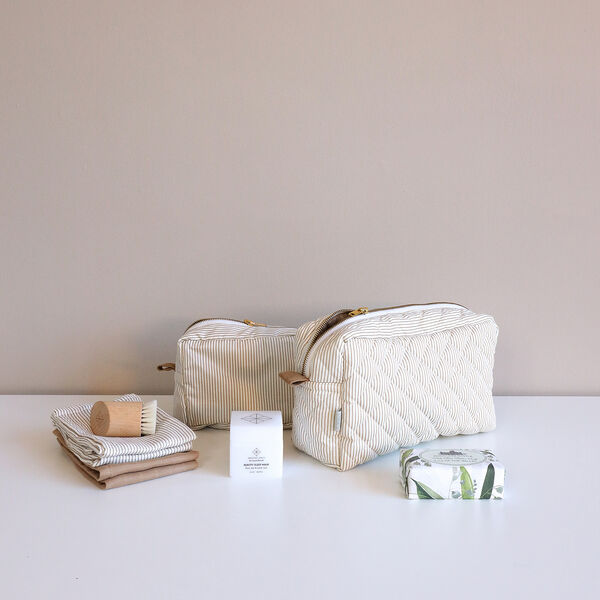 Sminkv&auml;ska, classic stripes camel, Cam Cam Copenhagen