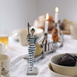 Pierrot födelsedagståg, Konges Sløjd