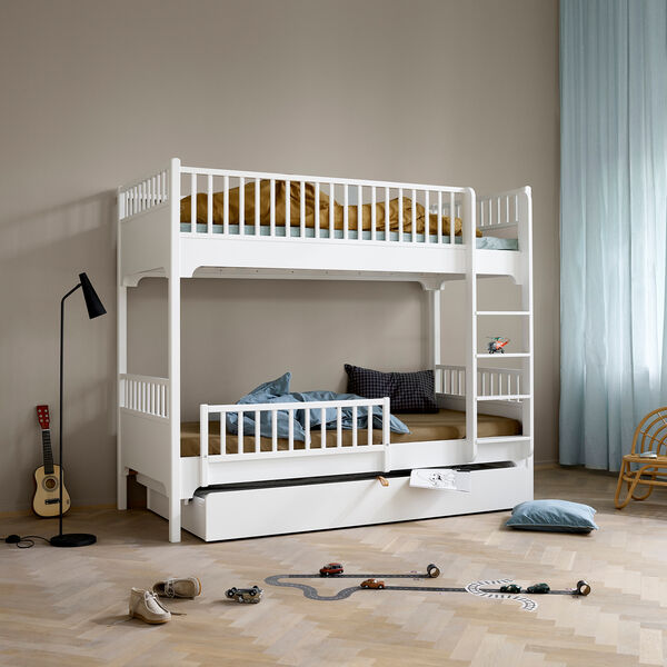 Seaside Classic Bunk Bed 90x200 cm with Vertical Ladder Seaside Classic Bunk Bed 90x200 cm with Vertical Ladder, Oliver Furniture