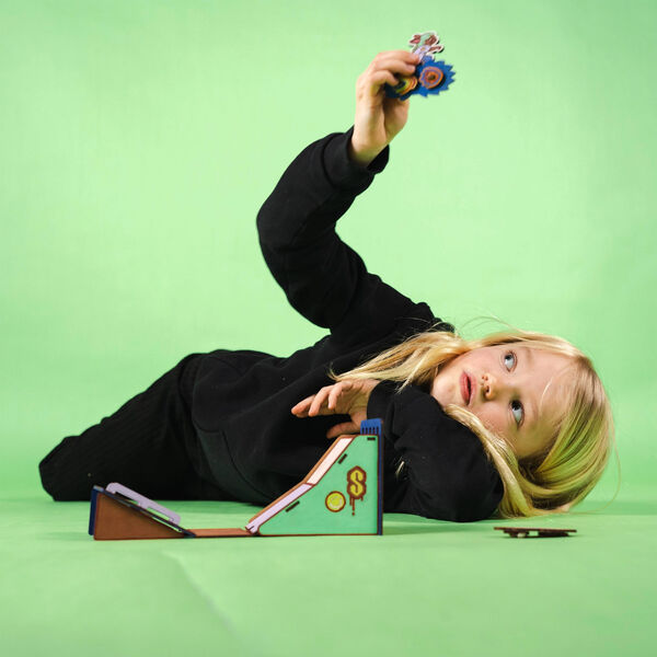 Suntopia Tr&auml;leksaker | Spark & Loud, Crateit