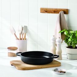 Everyday gjutj&auml;rn stekpanna 28 cm, matte black, Le Creuset