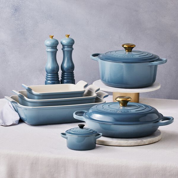 Signature gjutj&auml;rn rund gryta &Oslash; 24 cm, chambray, Le Creuset
