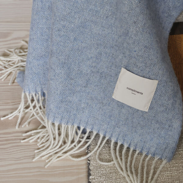 Waves pl&auml;d, mineral blue, Compliments