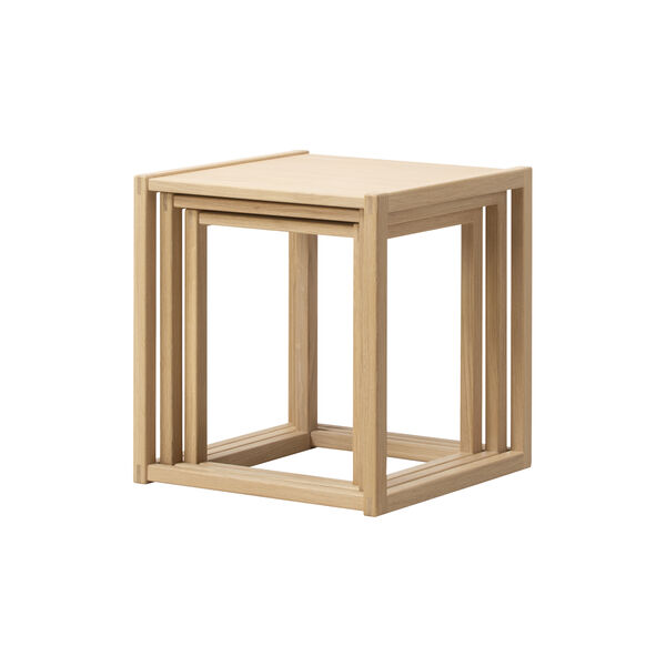 BM375 Nesting Tables, ljus oljad ek, Fredericia Furniture