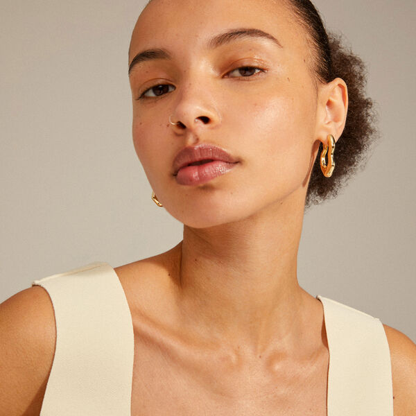 LOULIA recycled wavy &ouml;ronh&auml;ngen, gold-plated, Pilgrim