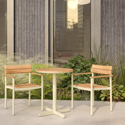 Pelagus Café Table, light ivory Pelagus Café Table, light ivory, Fritz Hansen