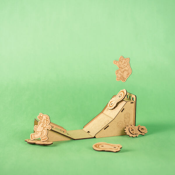 Suntopia Tr&auml;leksaker | Spark & Loud, Crateit