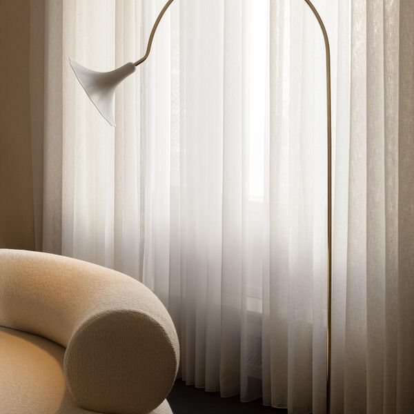 Petalii Floor Lamp, polished brass, Nuura