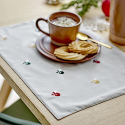 Bordstablett Christmas Hearts Embroidery 2 st. red, S&ouml;dahl