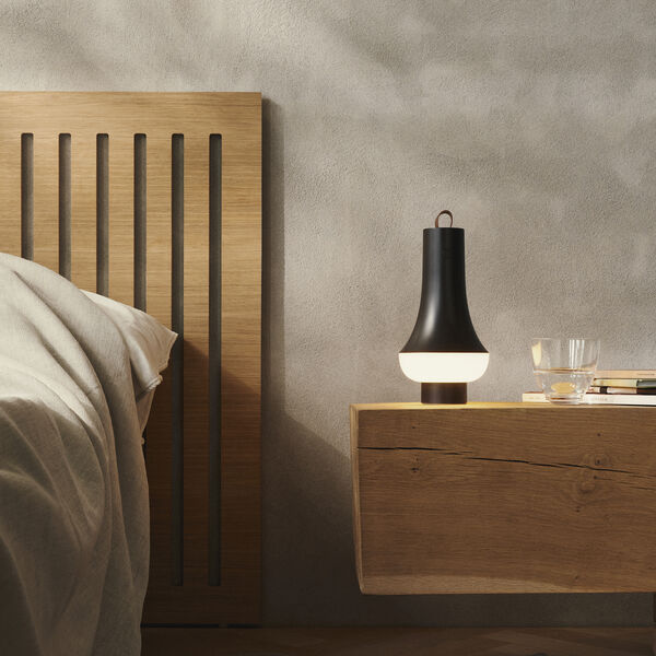 Tomoshi Portable Bordslampa, m&ouml;rkbrun, Louis Poulsen