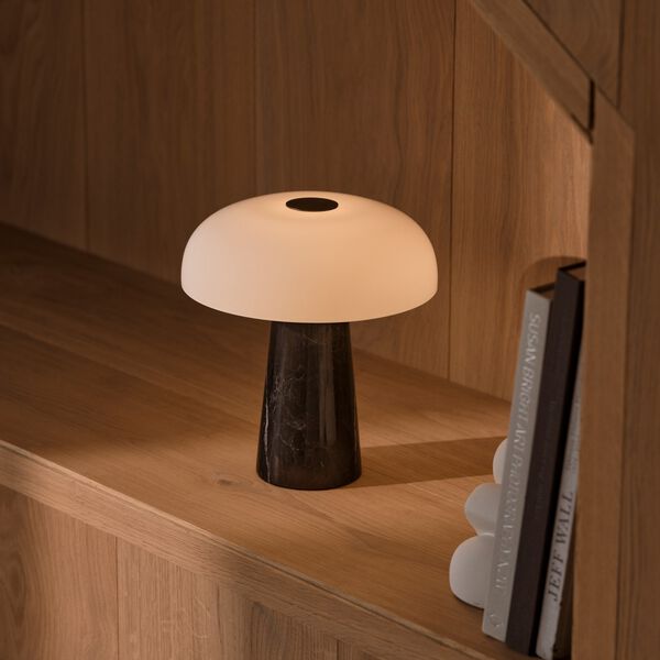 Glossy Mini Portable bordlampe, svart, Design For The People