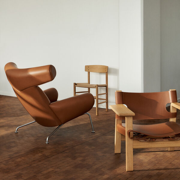 2226 Den Spanske Stolen, cognac/oljad ek, Fredericia Furniture