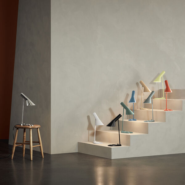 AJ bordslampa, stainless steel, Louis Poulsen