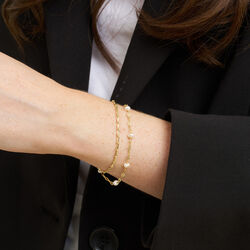 Lina bracelet, gold plated/white pearls, Pure by Nat