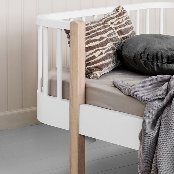 Wood Original Junior Day Bed 90x160 cm, white/oak Wood Original Junior Day Bed 90x160 cm, white/oak, Oliver Furniture