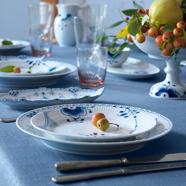 Blue Fluted Mega tallrik Ø 22 cm, No. 2, Royal Copenhagen