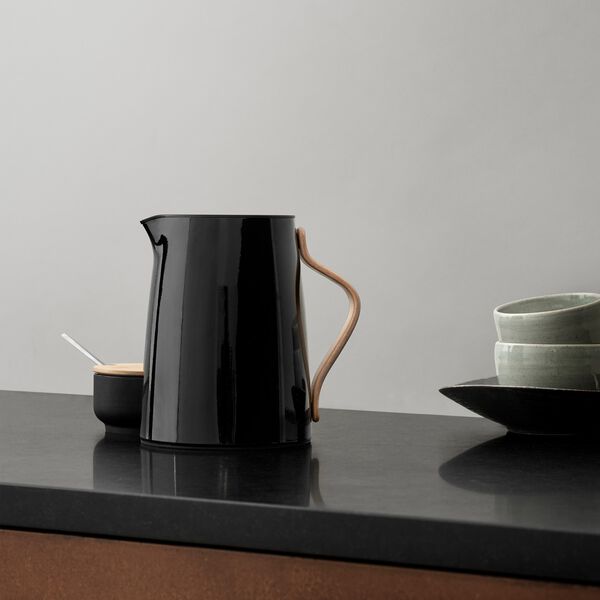 Emma te-termoskanna, black Emma te-termoskanna, black, Stelton
