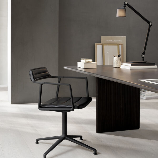 VIPP452 | Swivel Chair | Gliders | black/black | Stol, Vipp