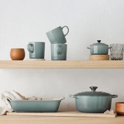 Signature gjutj&auml;rn stekpanna med tr&auml;handtag &Oslash; 28 cm, sea salt, Le Creuset