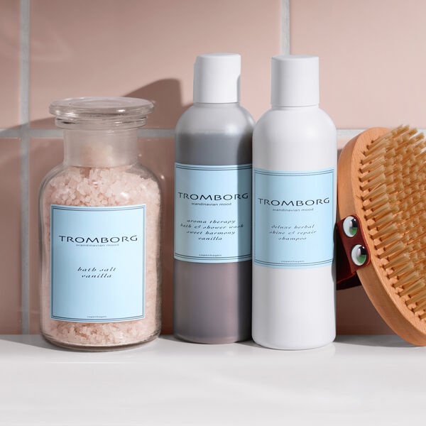 Aroma Therapy Bath & Shower Wash Sweet Harmony Vanilla Aroma Therapy Bath & Shower Wash Sweet Harmony Vanilla, Tromborg